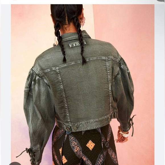 Ulla Johnson Atticus Denim Jacket - Picture 4 of 5